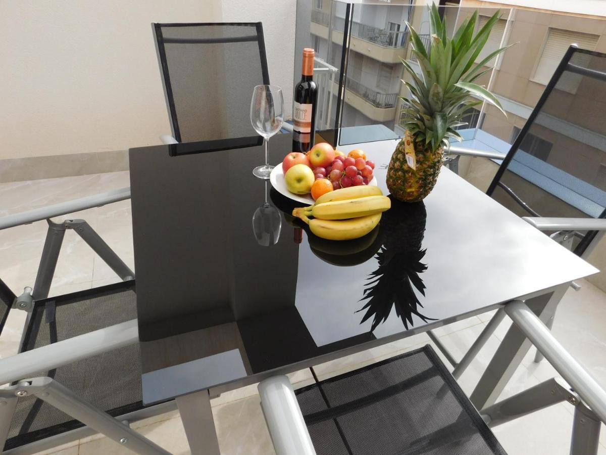 Modern And Cosy Apartment Close To The Beach Torrevieja Buitenkant foto
