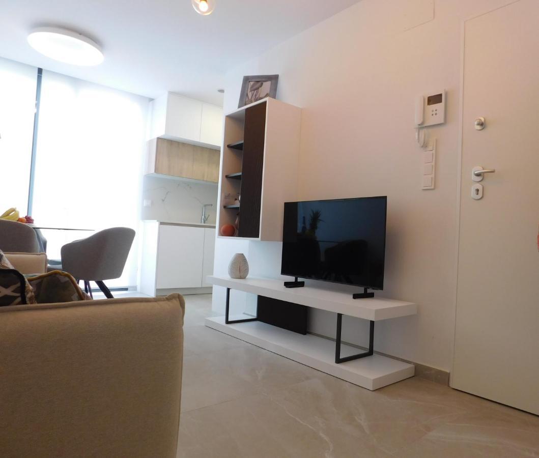 Modern And Cosy Apartment Close To The Beach Torrevieja Buitenkant foto