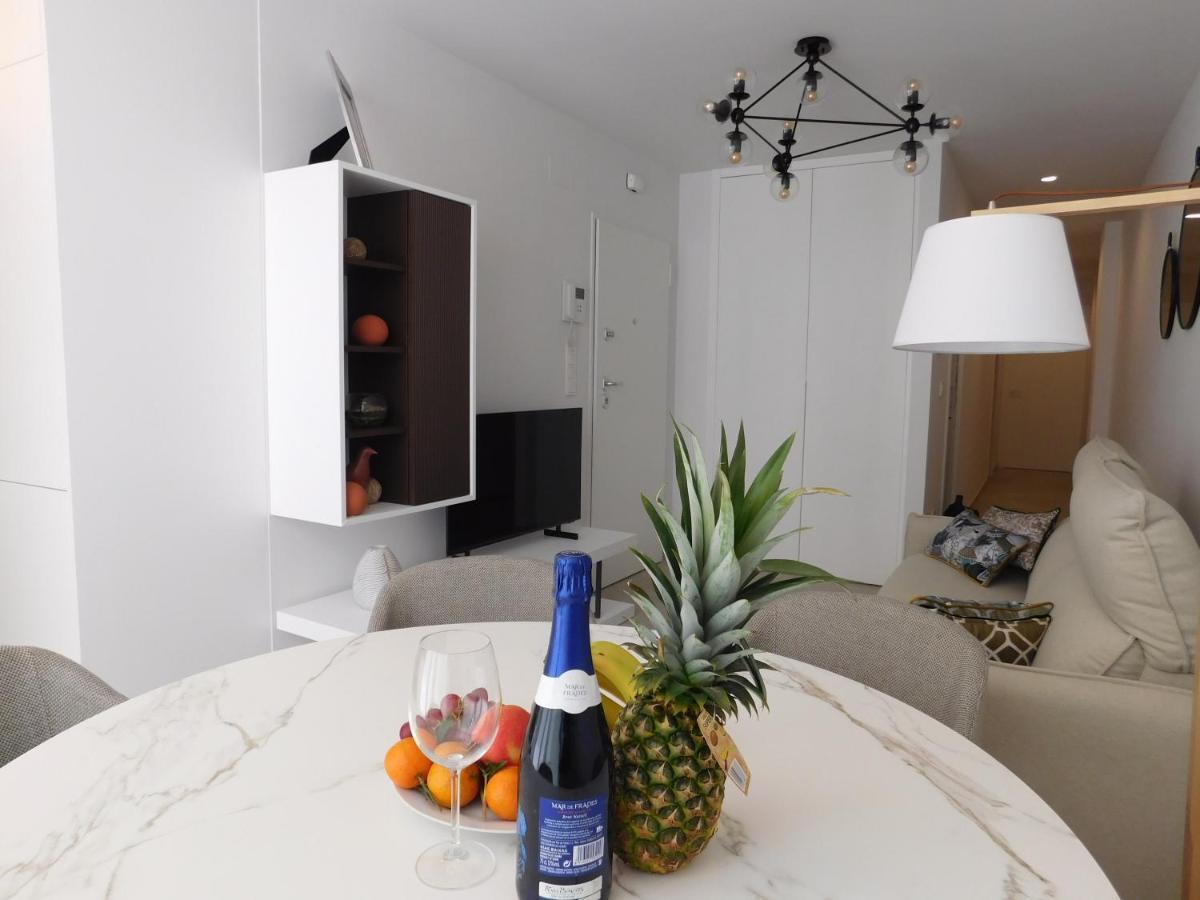 Modern And Cosy Apartment Close To The Beach Torrevieja Buitenkant foto